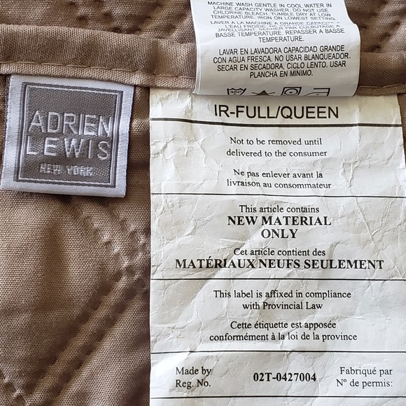 Quilted Full-Queen Beige Bedspread and 2 Pillow Shams - Picture 4 of 6